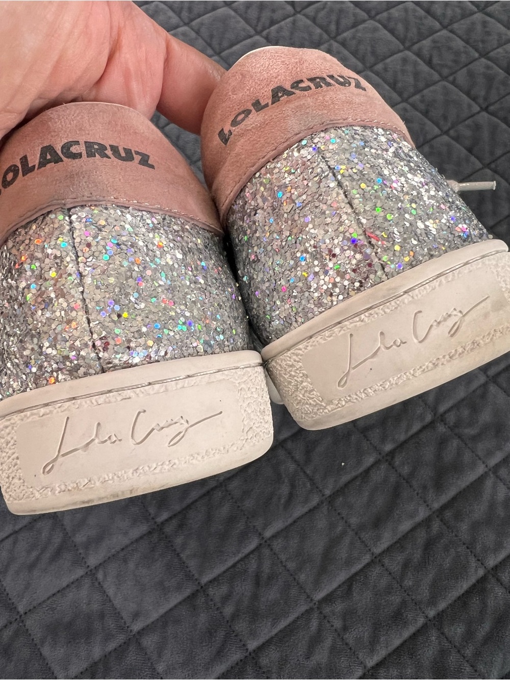 Lola Cruz Anthropologie Glitter Sneakers Women’s Size 8 8.5 39 Silver Star Shoes - Picture 10 of 10